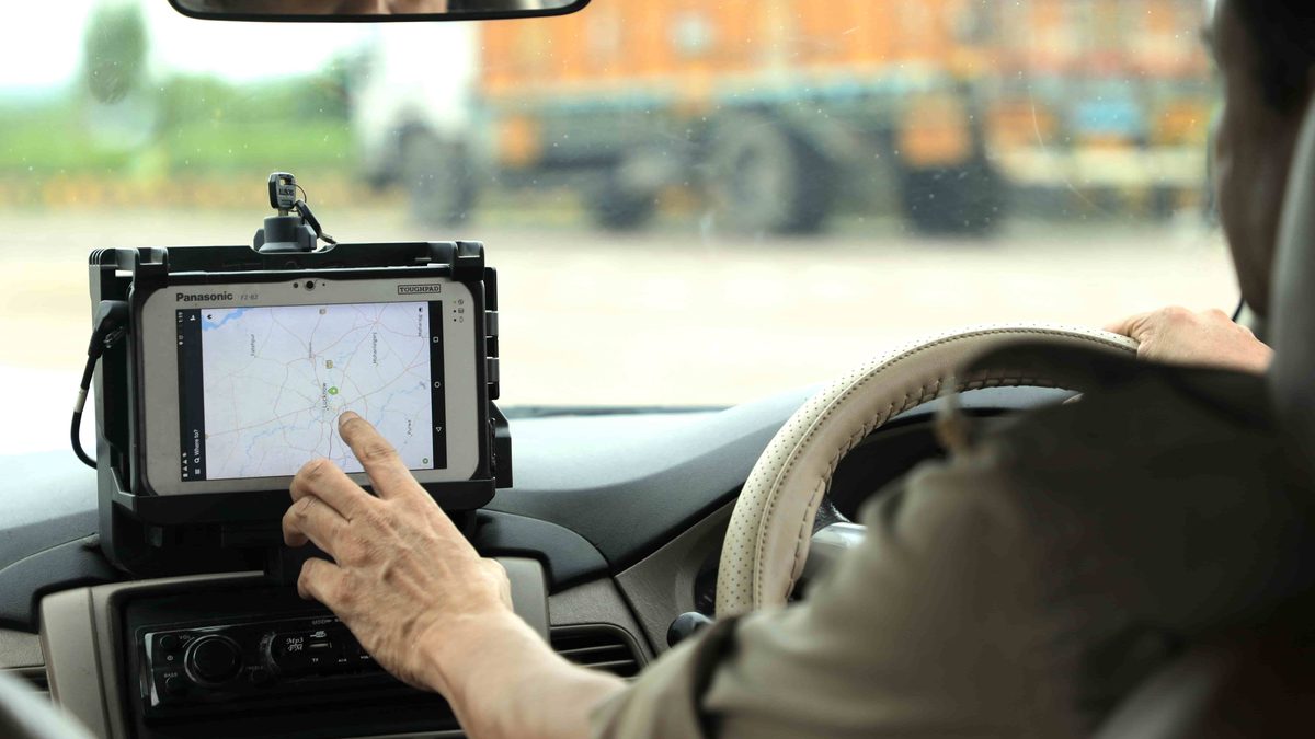 How Fleet Operators Reduce Insurance Costs with Tracking and Dashcams