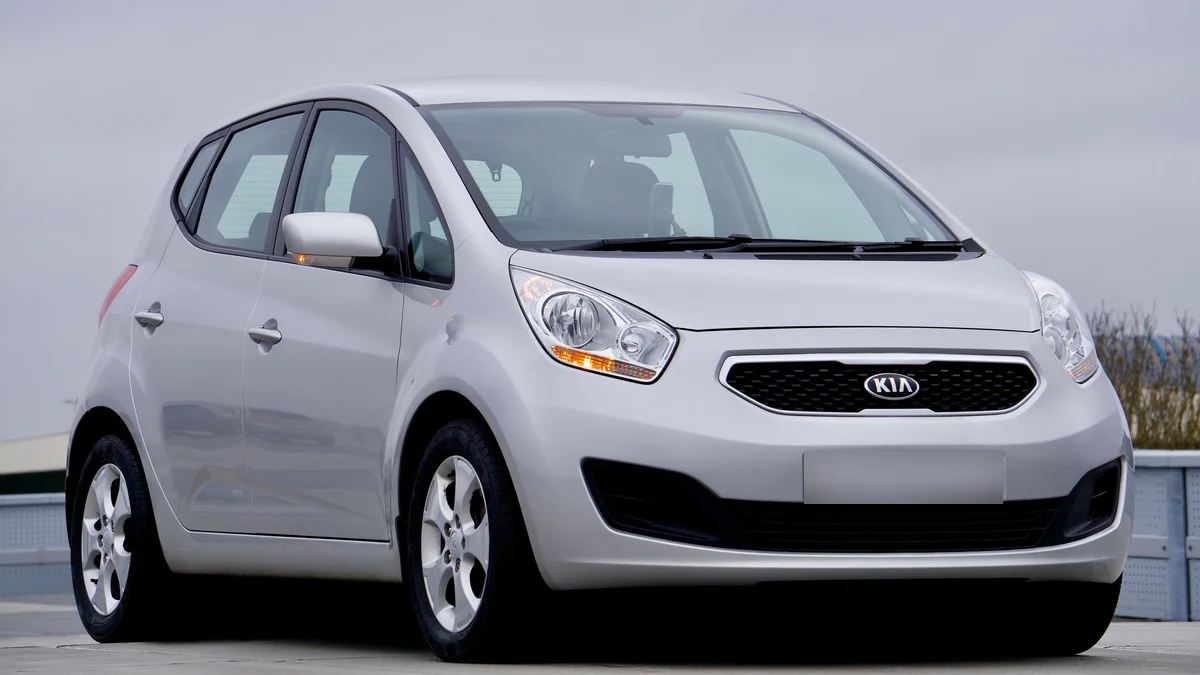 Fleet Tracking Software for UK Taxi, PCO, Rental and Dealership Fleets: What to Prioritise