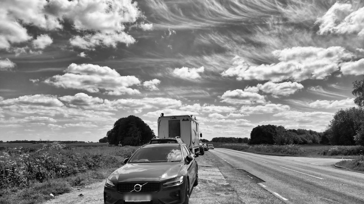Hardwired GPS Trackers for Fleet Vehicles: OBD Wiring, Thatcham Ratings and Fleet Installation Explained